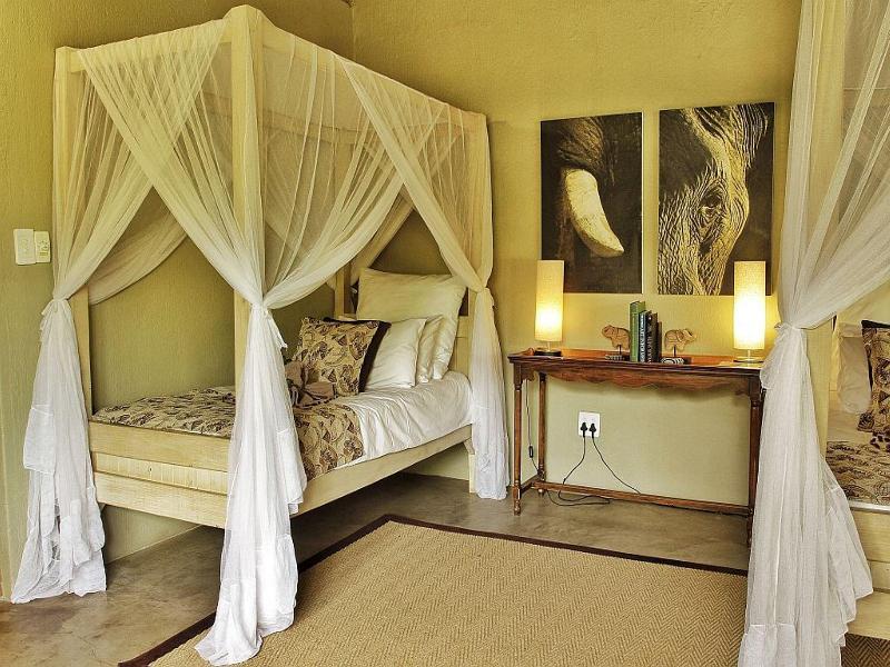 Hotel Kambaku River Sands Hoedspruit Exterior foto